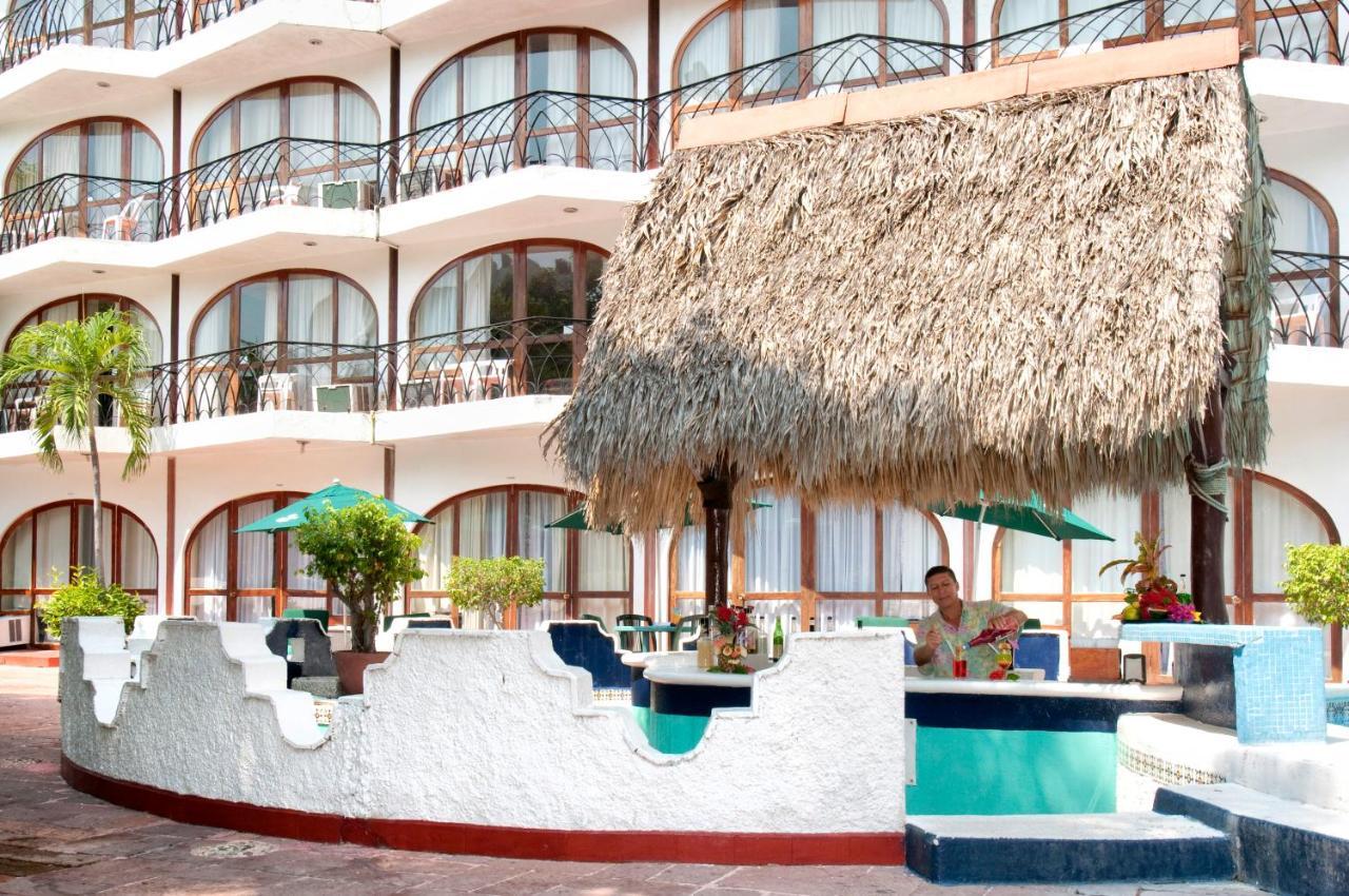 Real Bananas All Inclusive Acapulco Exterior photo